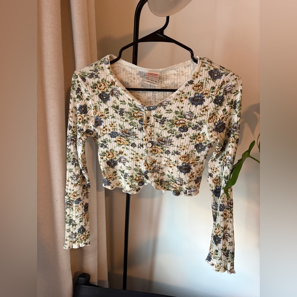 BONGO Cream Floral Ribbed Long-Sleeve Cropped Cardigan